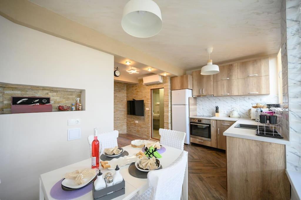 Sunset Luxury Apartment Varna Eksteriør bilde