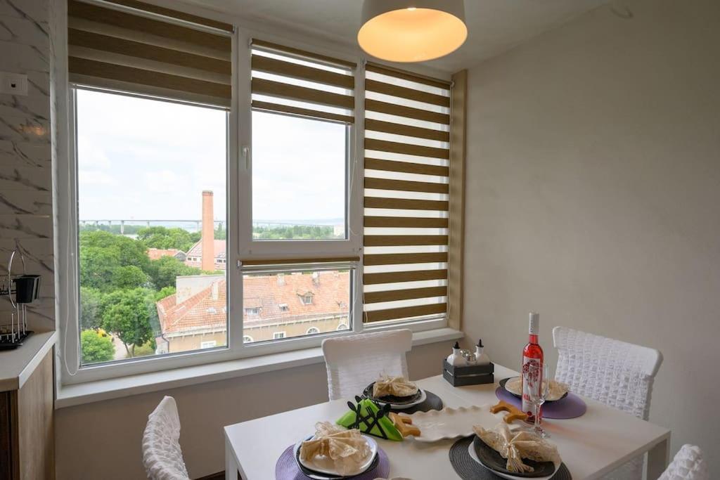 Sunset Luxury Apartment Varna Eksteriør bilde